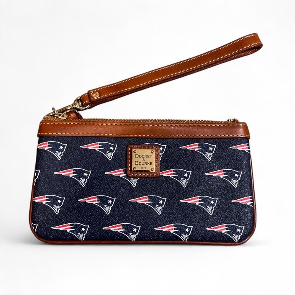 Dooney & Bourke Navy and Brown Wristlet